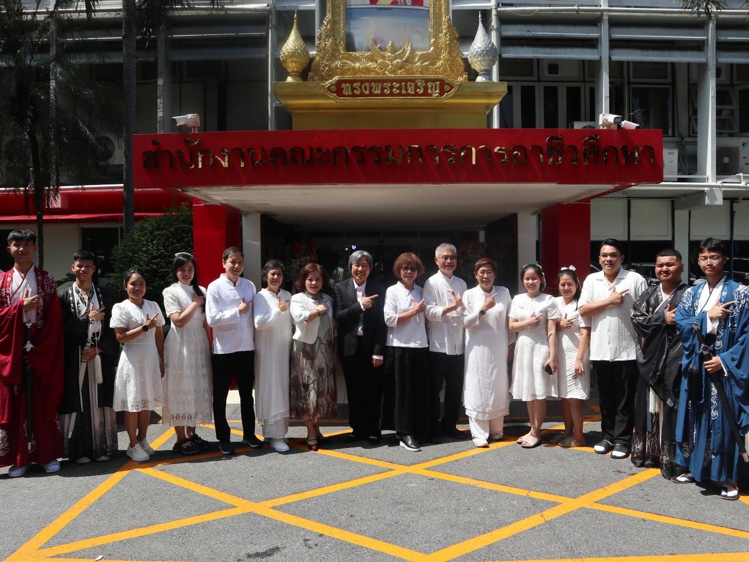 นำเสนอวิถีชา  ณ สำนักงานคณะกรรมการการอาชีวศึกษา